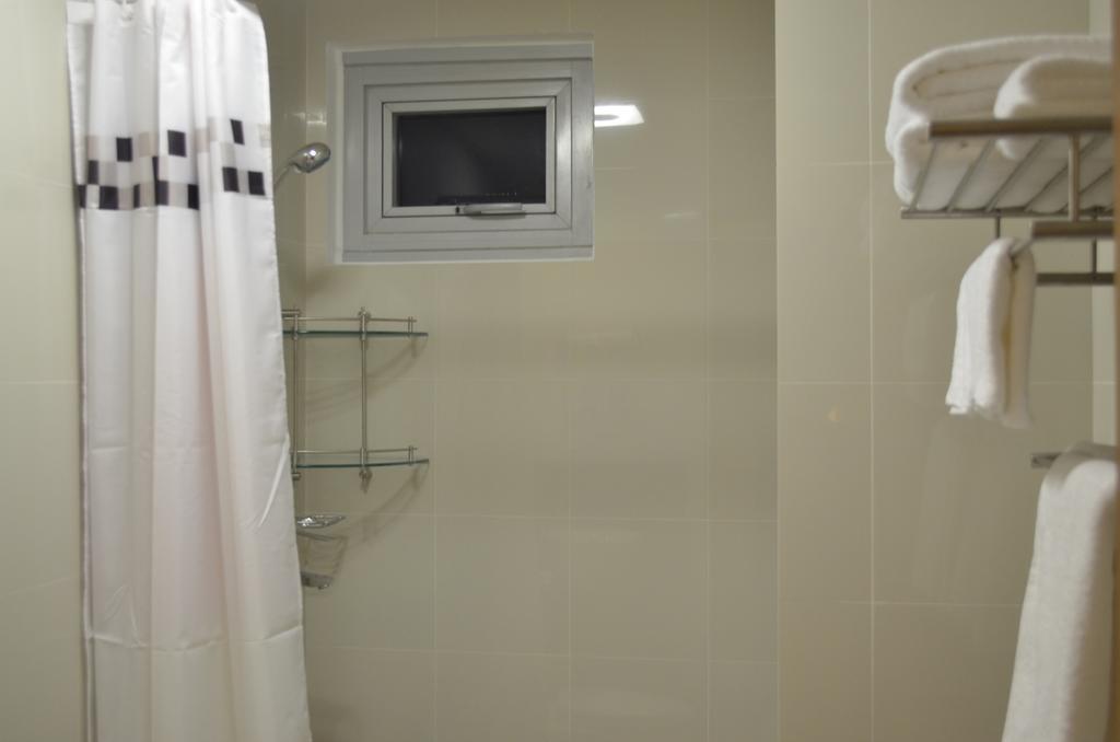 Greenbelt Madison Apartments ماكاتي المظهر الخارجي الصورة