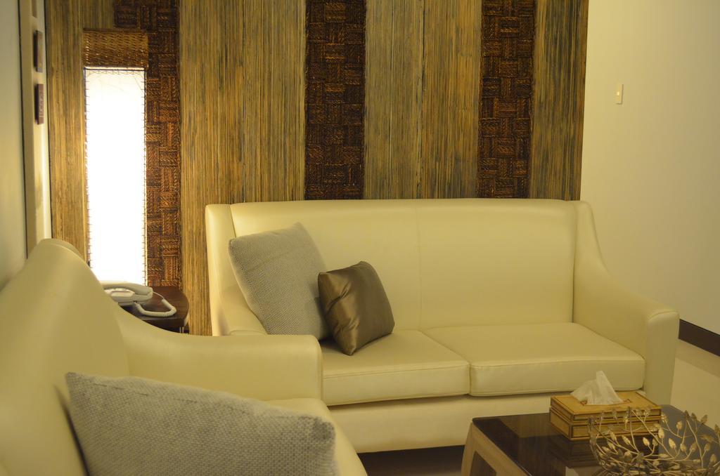 Greenbelt Madison Apartments ماكاتي المظهر الخارجي الصورة