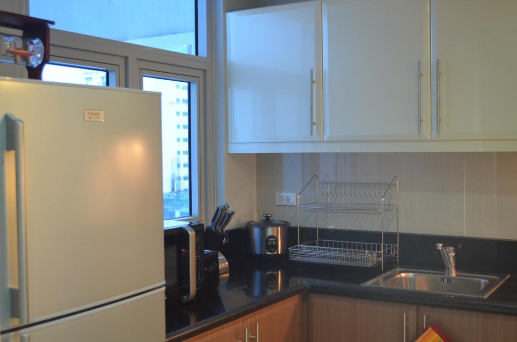 Greenbelt Madison Apartments ماكاتي المظهر الخارجي الصورة